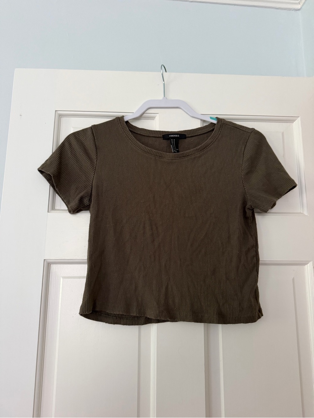 Forever 21 Olive Green Ribbed Crew Neck Crop Top